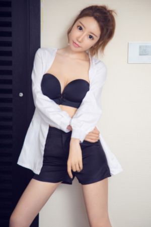 伊人久久影院大香线蕉_BD英语超清免费观看