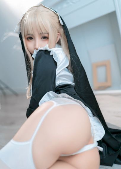 av资源天堂在线_十万网红美女美酱
