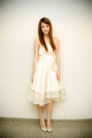 美女又黄又a视频免费app下载_BD英语高清完整版播放