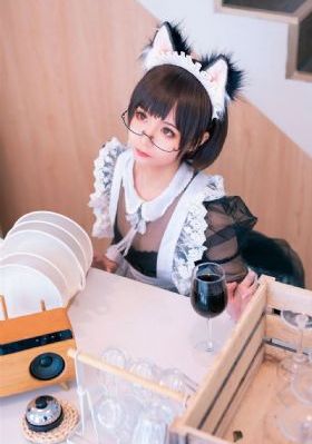 国产亚洲棈品自在线_高清电影完整版