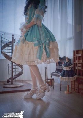 伊人综合影院_1080P全集免费观看